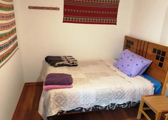 Carlos 3 * Cuzco